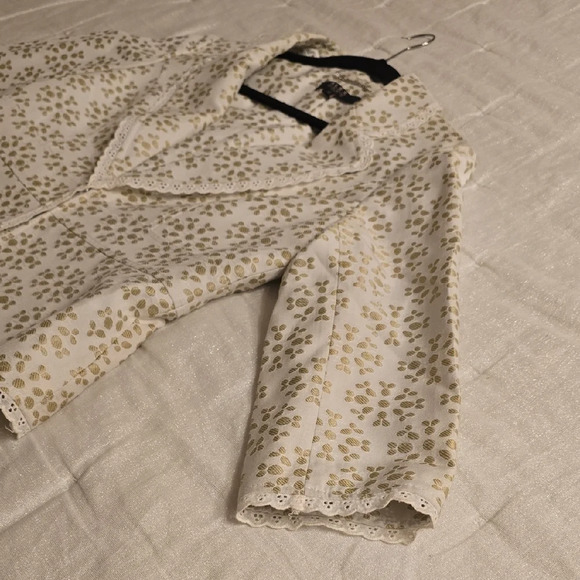 Alex Marie Gold and White Lace Blazer Floral Elegance - Picture 8 of 13